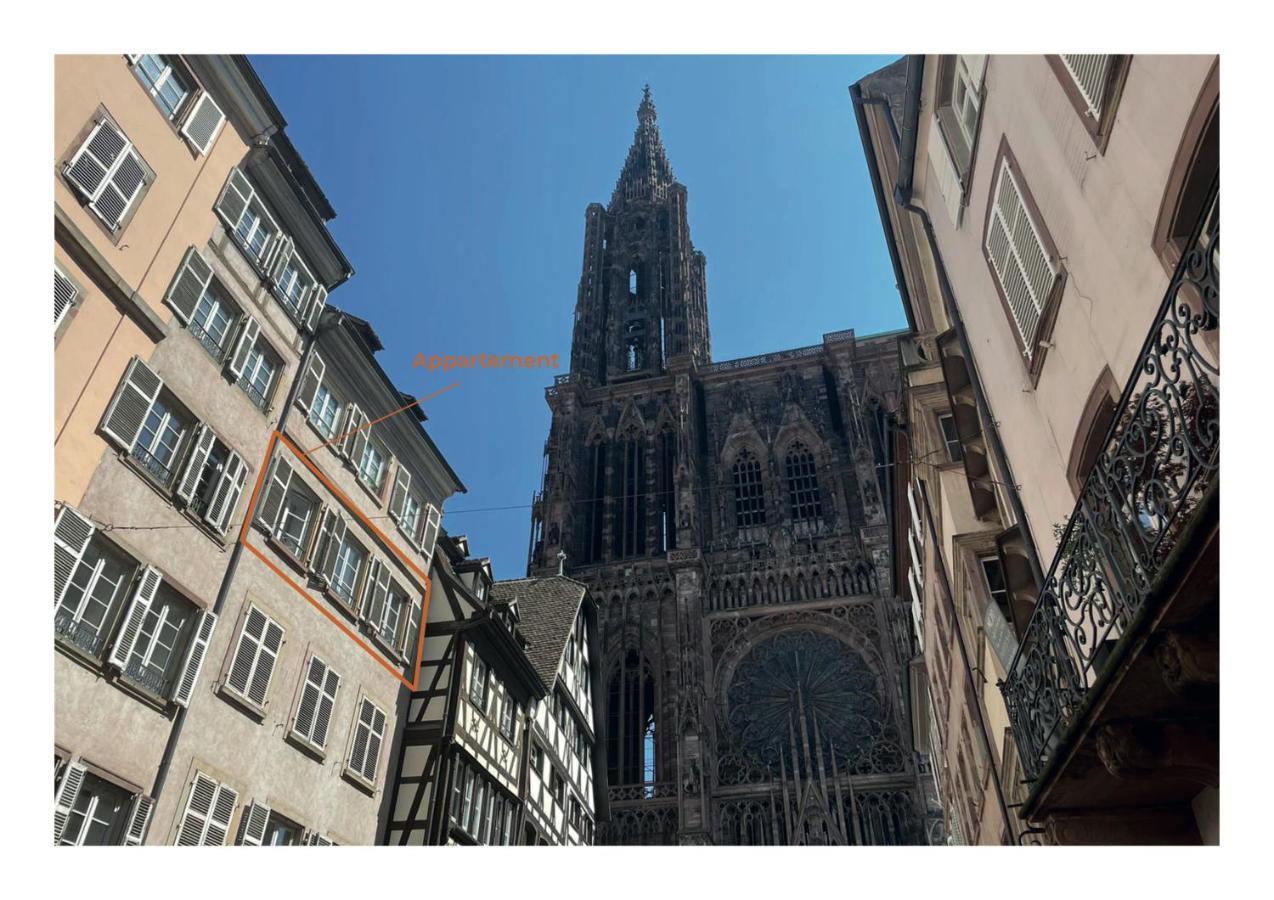 Carre Or Au Pied De La Cathedrale Estrasburgo Exterior foto